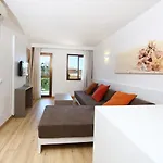 Apartamentos Jade