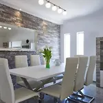 Luxurious Villa In Sant Josep