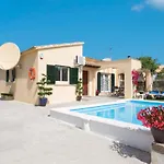 Charming Chalet In Alcudia With Private Pool