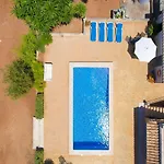 Villa Alcux