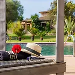 Villa Ribot