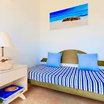 Appartamento Sa Varadero Fronte Mare Con Cucina