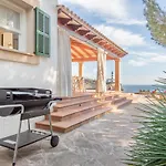 Villa Front A Far