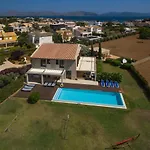 Villa Barcares Gran For 10, Pool, Gym And Close To Beach