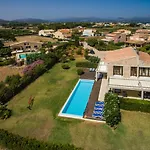 Villa Barcares Gran For 10, Pool, Gym And Close To Beach