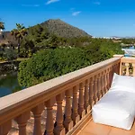 Alcudia House