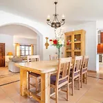 Wonderful 5 Bed Villa With Private