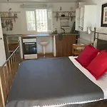 Retreat Studio