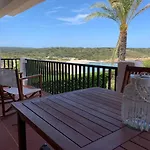 Wonderful Apartment On The Beach