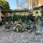 Guest House Aphyn Leto