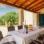 Villa Punta Colet