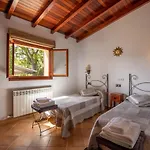 Villa In Center Of Pollensa With Pool And Jacuzzi