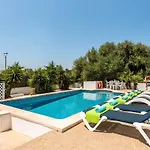 Villa Marline By Villa Plus