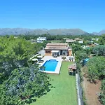Owl Booking Villa Marvil - Exclusive Holidays