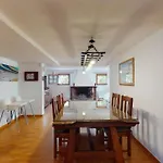Villa Raphael Con Piscina