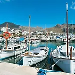 Owl Booking Villa Far - 15 Min Walk To The Beach