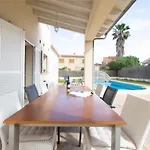 Villa Nelly