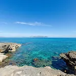 Yourhouse Monges Sea View Studio