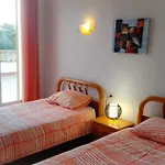 Villa Des Troncs