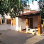 Villa Des Troncs