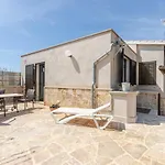 Yourhouse Cas Padri