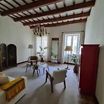 Didi House - Charming In Downtown Mahon