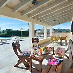 Owl Booking Villa Madrave - Family And Friends
