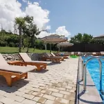 Hotel Paradise
