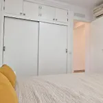 Moderno Apartamento Cerca Del Mar