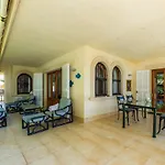 Villa Tita