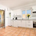 Villa Amoros
