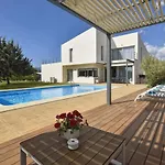 Holiday Home Caleu By Interhome