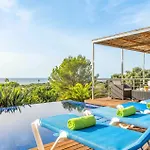 Villa Iris Torret By Villa Plus