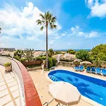 Villa Delfin