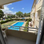 Xiprer, Apartment