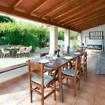 Owl Booking Villa Guillermo - Rustic Stay