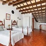 4 Bedroom Villa, Pool, 500M To Beach, Cala En Blanes