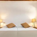 Ses Cases De Tenja