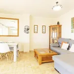 Villa Ocean Breeze - Steps Away From The Beach