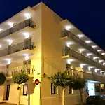 Hostal Cervantes