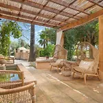 Le Petit Paradis
