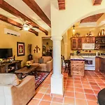 Casa La Bodega 533 At Founders