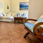 Casa Son Moja