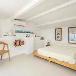 Villa Parratx