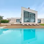 Villa Forma Nou