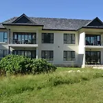 Pearl Valley Suites