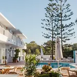 Hostal Es Pi - Emar Hotels