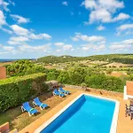 Villa Laura 245