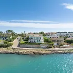 New! Villa Esperanza De Marilla, Front Sea View, Pool, Ac, Bbq