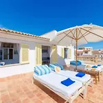 Lovely Holiday Home With Sea-View